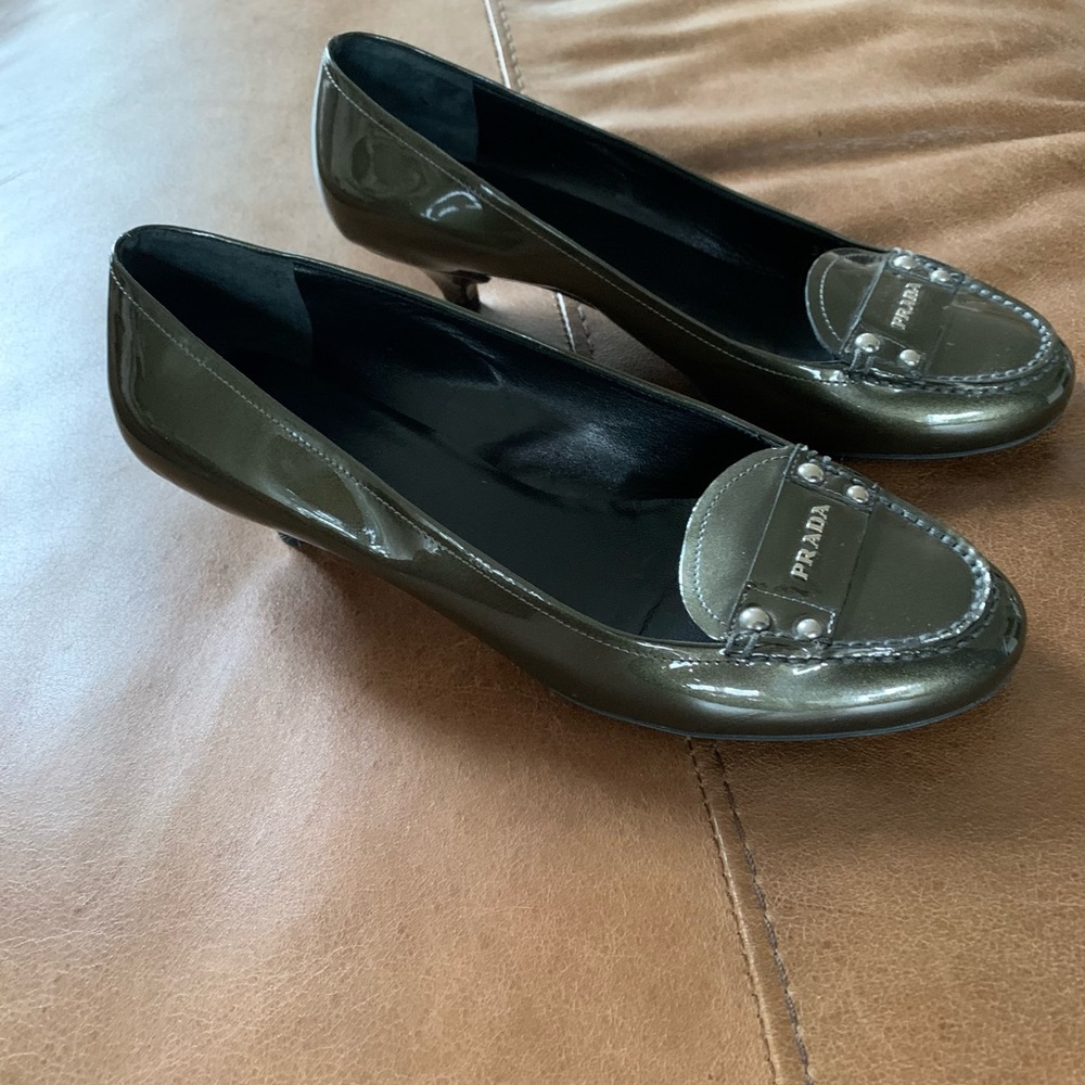 Prada Olive Green Patent Leather Loafers size 7 - Picture 7 of 10